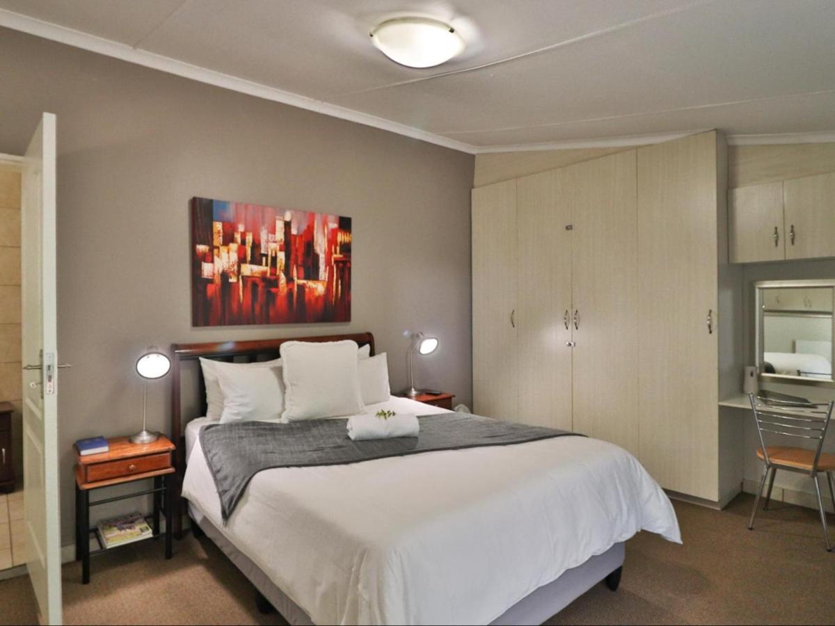 Fin And Feather Guest Lodge 복스버그 외부 사진