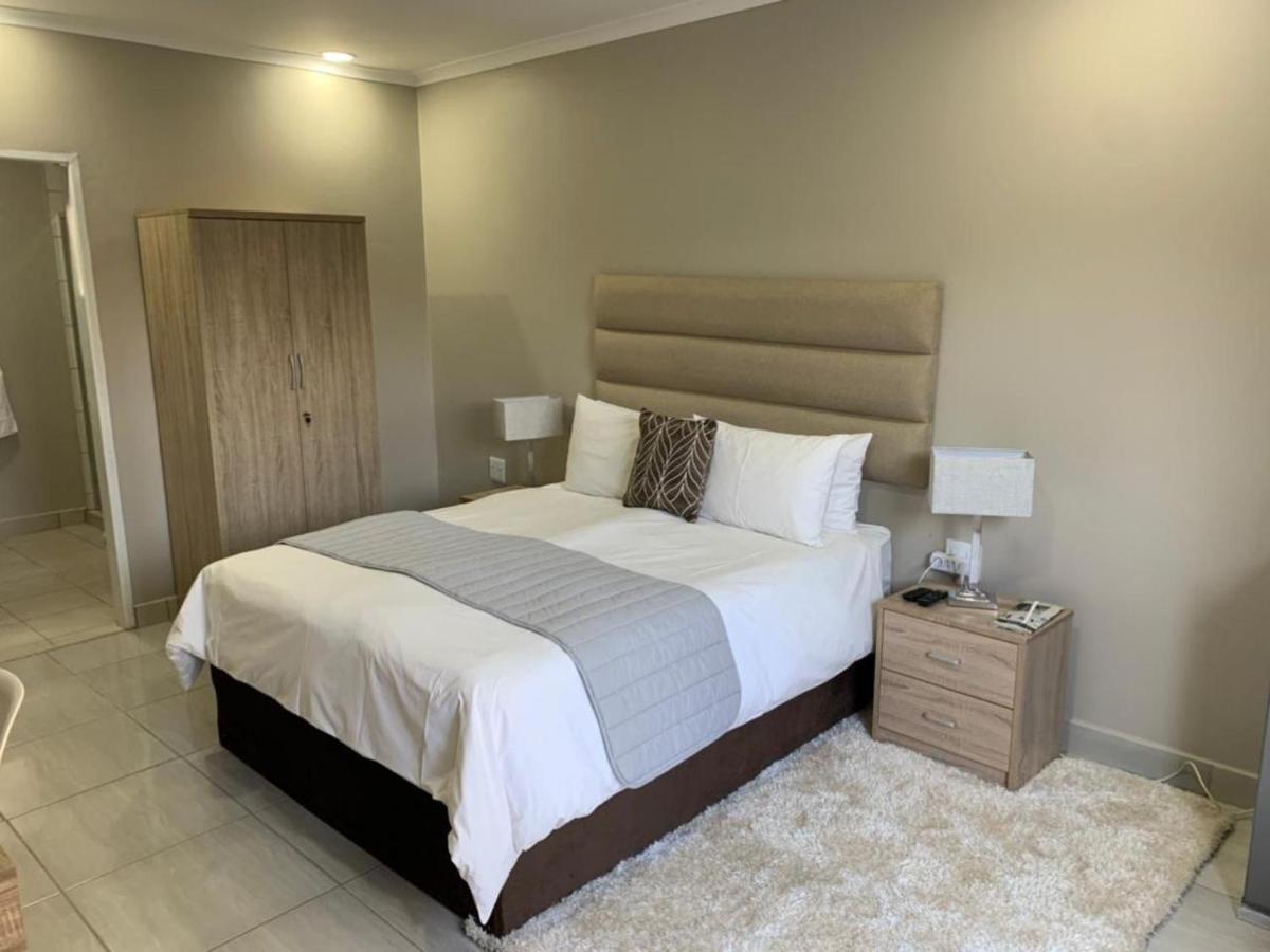 Fin And Feather Guest Lodge 복스버그 외부 사진