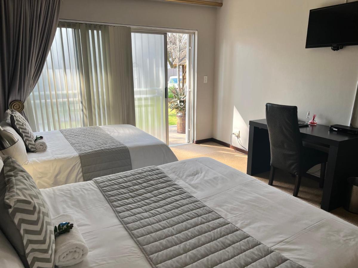 Fin And Feather Guest Lodge 복스버그 외부 사진