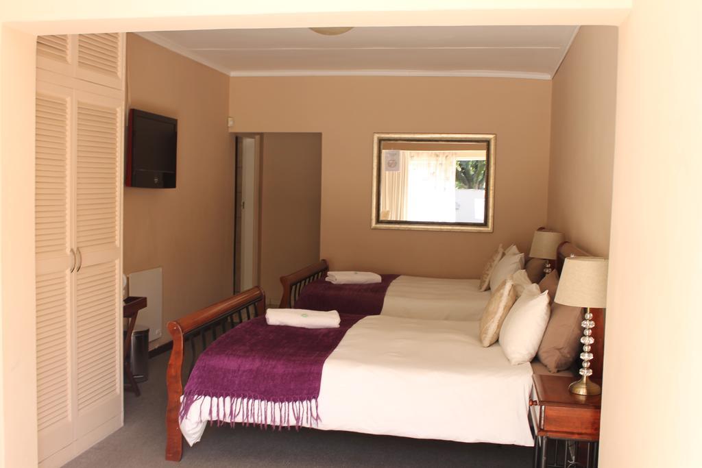 Fin And Feather Guest Lodge 복스버그 외부 사진