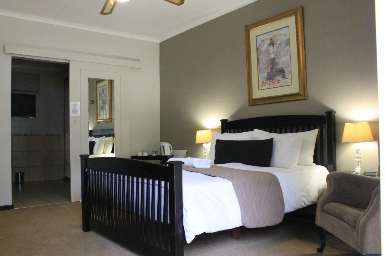 Fin And Feather Guest Lodge 복스버그 외부 사진